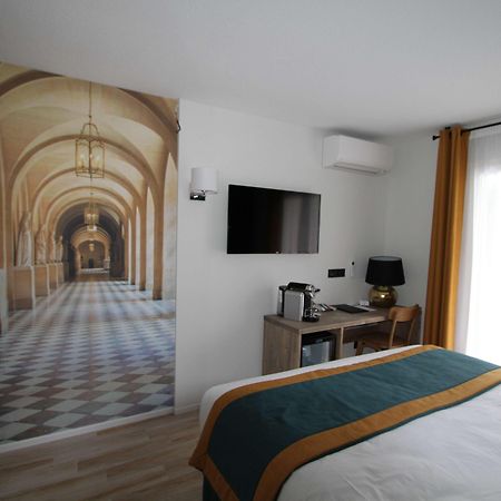 Best Western Le Vauban พุราเดส์ ภายนอก รูปภาพ
