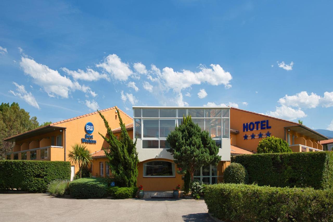 Best Western Le Vauban พุราเดส์ ภายนอก รูปภาพ