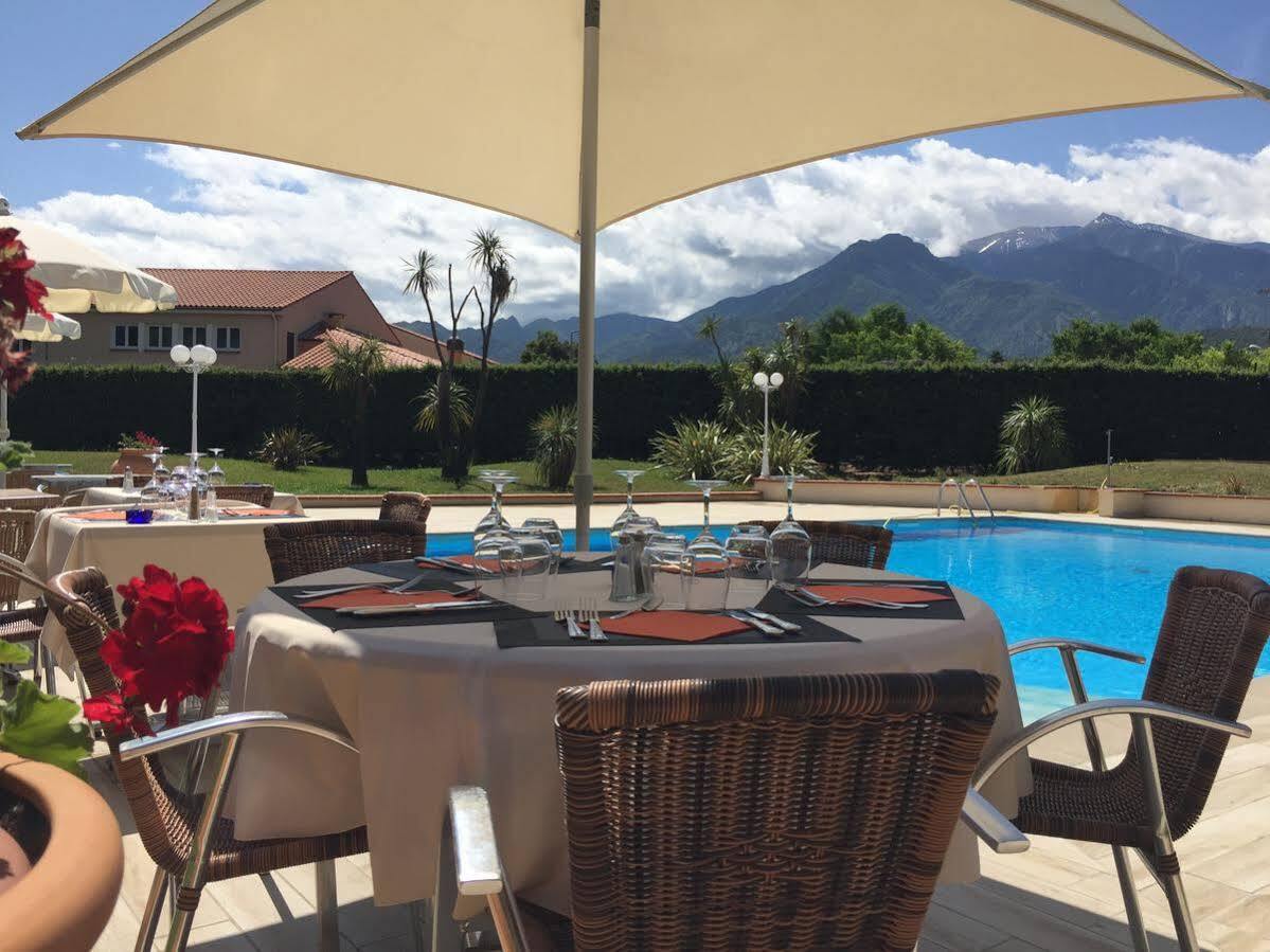 Best Western Le Vauban พุราเดส์ ภายนอก รูปภาพ