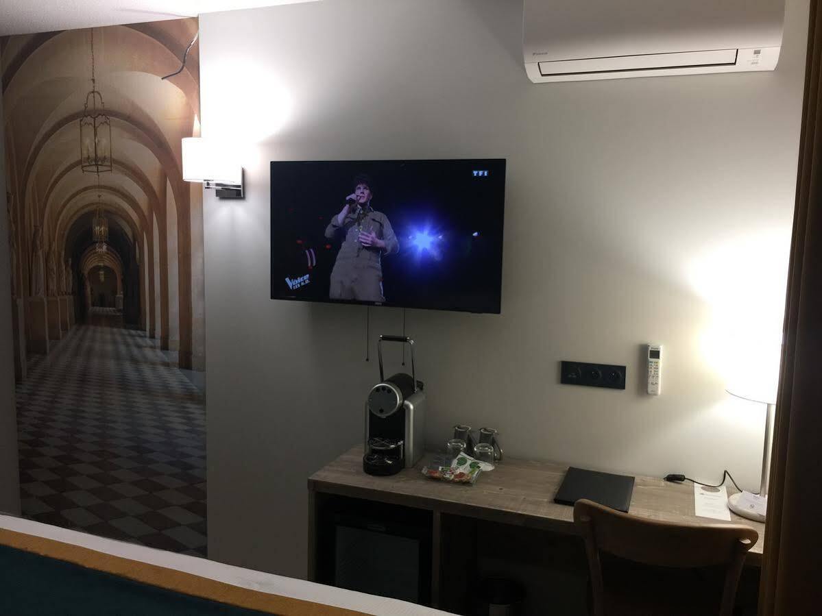 Best Western Le Vauban พุราเดส์ ภายนอก รูปภาพ